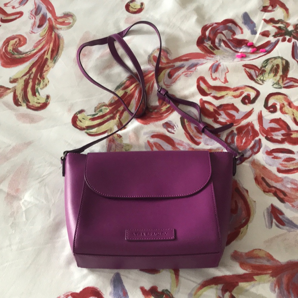 NEVER USED purple Vera Bradley purse